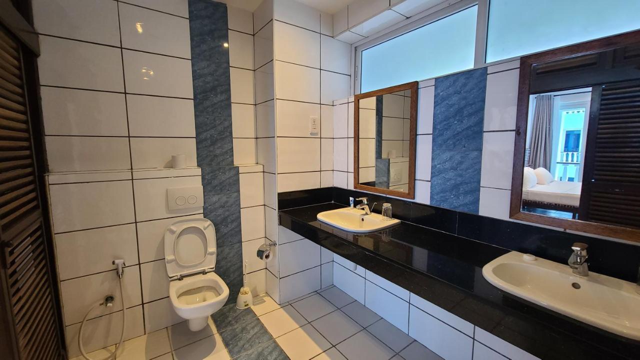 C3 Cowrie Shell Residences Момбаса Екстер'єр фото